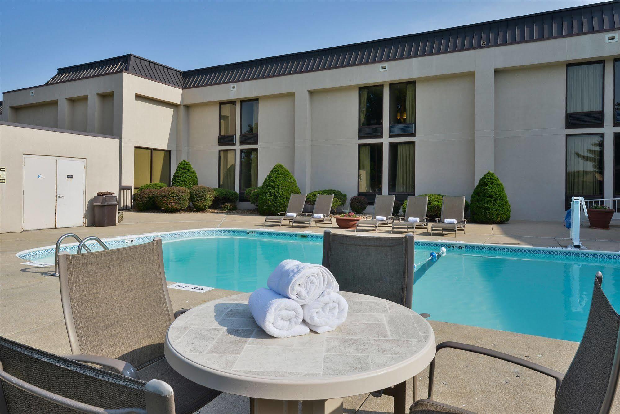 Greenstay Hotel & Suites Central Springfield Eksteriør bilde