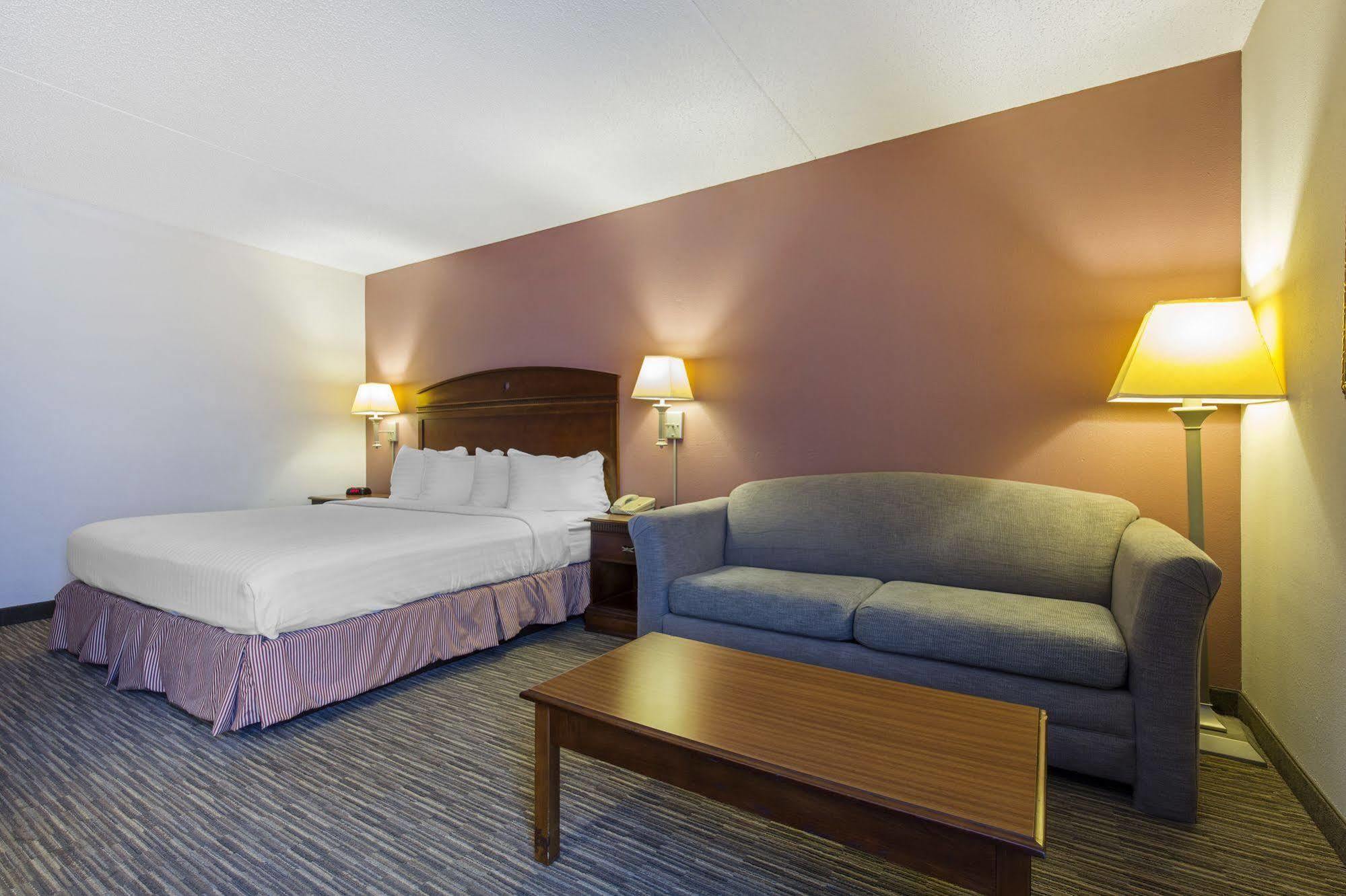 Greenstay Hotel & Suites Central Springfield Eksteriør bilde